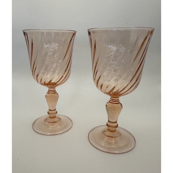 Set of 2 Cristal D'Arques Rosaline Pink Swirl Crystal Wine Glasses France 1980s - Picture 2 of 6